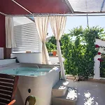 Marin,seaview,terrace Massage Hot Tube,grill Place,parking Apartment Trogir
