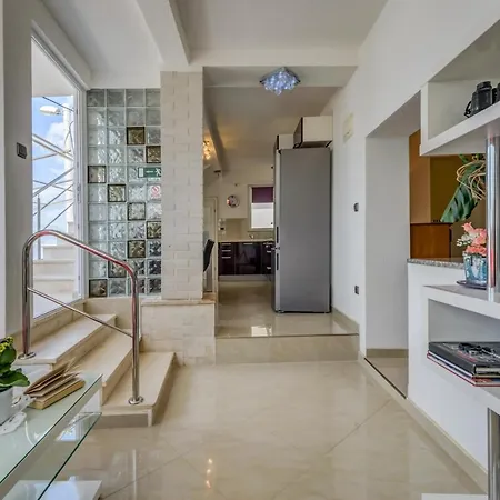 House Marin With 2 10 M From Sea Apartment Trogir