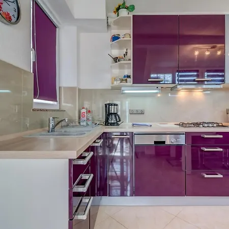House Marin With 2 10 M From Sea Trogir