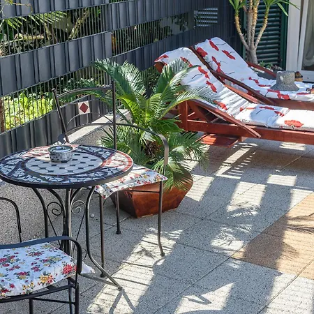 شقة Marin,seaview,terrace With Massage Hot Tube,grill Place,parking