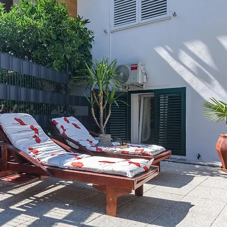 House Marin With 2 10 M From Sea Apartment
