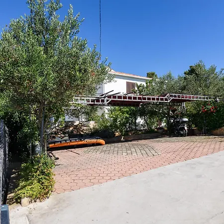 Apartment Marin,seaview,terrace Massage Hot Tube,grill Place,parking Trogir