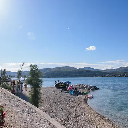 House Marin With 2 10 M From Sea Apartment