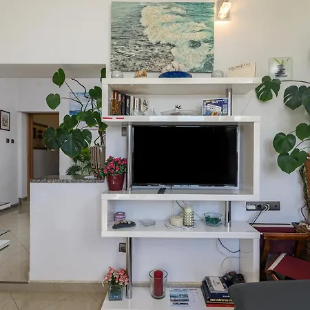 Apartment House Marin With 2 10 M From Sea