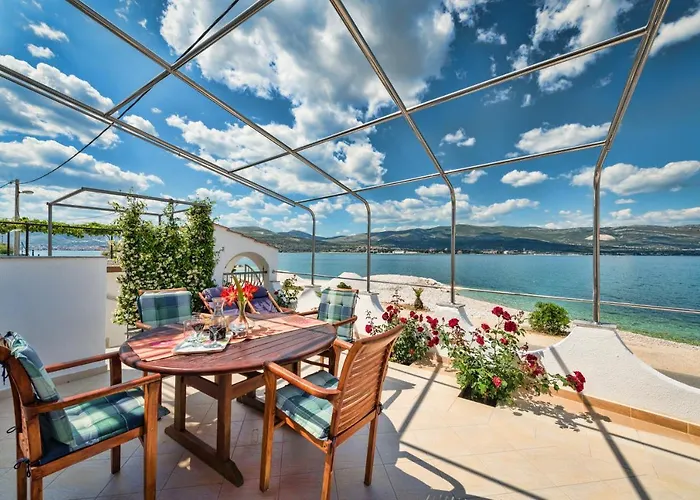 Marin,seaview,terrace With Massage Hot Tube,grill Place,parking تروغير