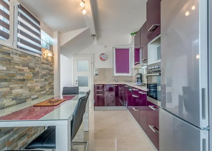 Marin,seaview,terrace With Massage Hot Tube,grill Place,parking * Trogir