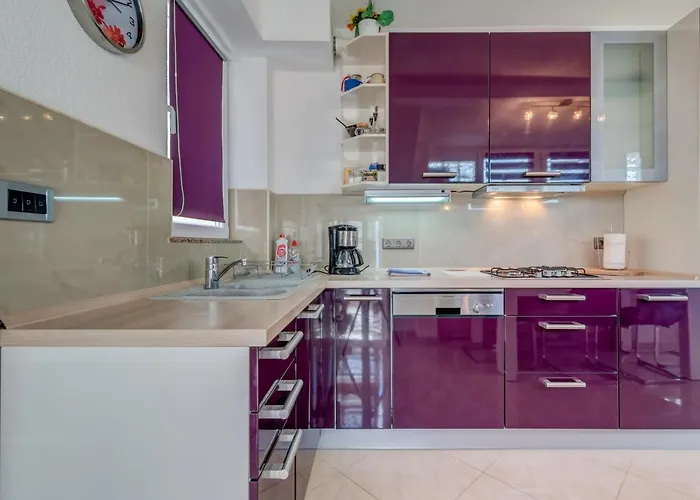 Marin,seaview,terrace With Massage Hot Tube,grill Place,parking Trogir