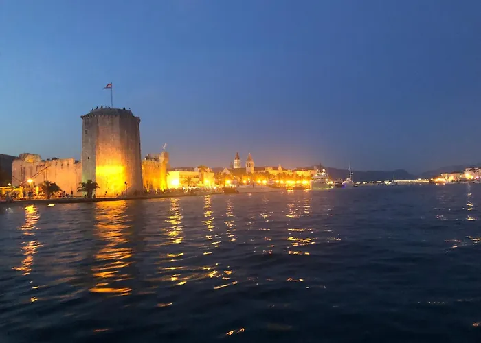 شقة Marin,seaview,terrace With Massage Hot Tube,grill Place,parking