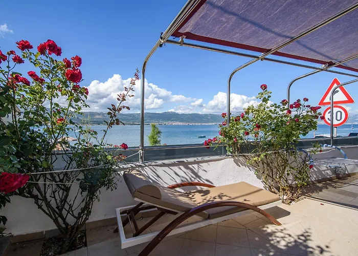 Marin,seaview,terrace With Massage Hot Tube,grill Place,parking *