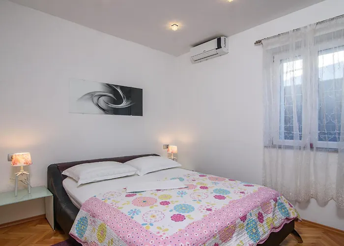 Marin,seaview,terrace With Massage Hot Tube,grill Place,parking *