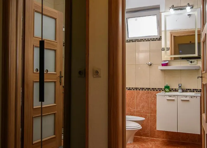 Marin,seaview,terrace With Massage Hot Tube,grill Place,parking