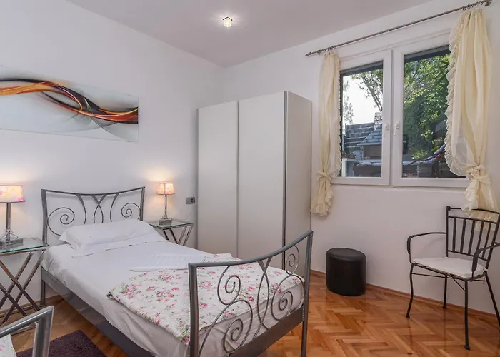 Marin,seaview,terrace With Massage Hot Tube,grill Place,parking Apartment Trogir